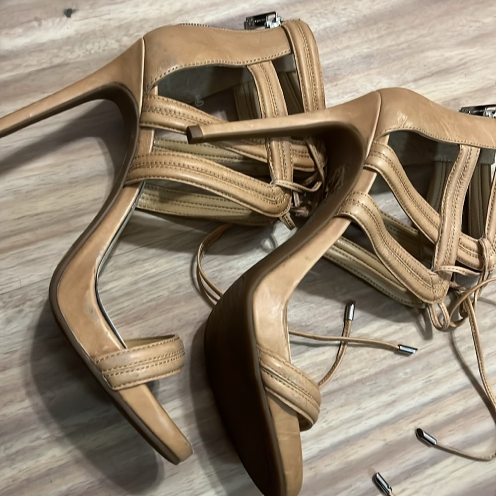 Jessica Simpson beige sandals size 8 - Picture 6 of 8